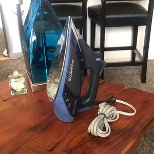 ROWENTA Pro Steam Iron